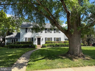 /international/us/109-glenwood-road-haddonfield-nj-110108382446/
