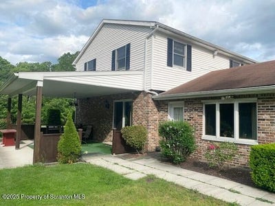 /international/us/477-saint-marys-road-mountaintop-pa-110100446999/?lang=en