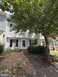 /international/us/106-wind-ridge-drive-stafford-va-110108386196/