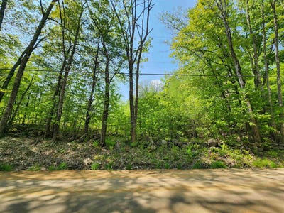 /international/us/427-shaker-road-loudon-nh-110109298184/