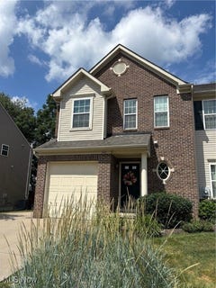 /international/us/1420-wellingshire-circle-cuyahoga-falls-oh-110100843728/