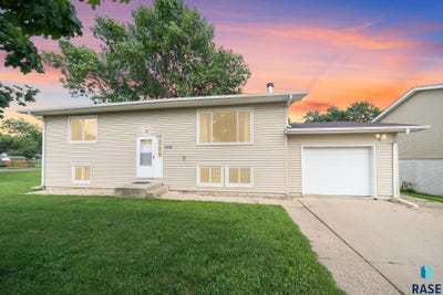 /international/us/1016-n-harlem-ave-sioux-falls-sd-110101116305/?lang=en