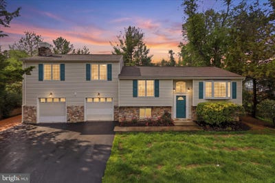 /international/us/12821-pinecrest-road-herndon-va-110108343907/