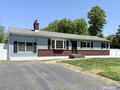 /international/us/8-tracy-terrace-seymour-ct-110107958546/