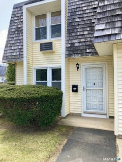 /international/us/127-black-point-road-east-lyme-ct-110107207701/