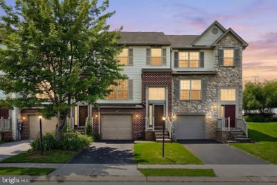 /international/us/95-colonial-drive-hanover-pa-110108438061/