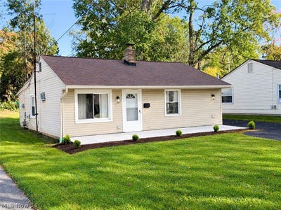 /international/us/7515-glenwood-avenue-youngstown-oh-110120132576/