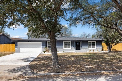 /international/us/615-e-ligustrum-boulevard-robstown-tx-110107800886/