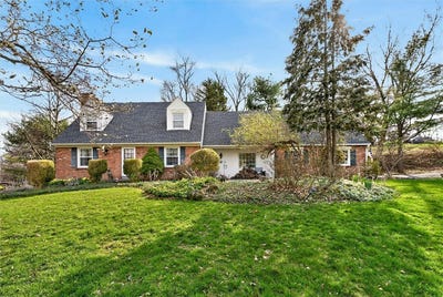 /international/us/8-mountain-rise-fairport-ny-110107266995/