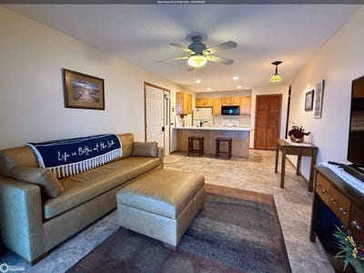 /international/us/414-e-lake-street-unit-8-ventura-ia-110103739938/