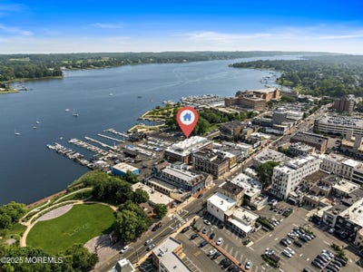 /international/us/4-boat-club-court-red-bank-nj-110100219285/
