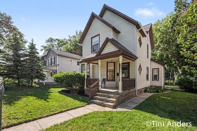 /international/us/816-innes-street-ne-grand-rapids-mi-110108389151/