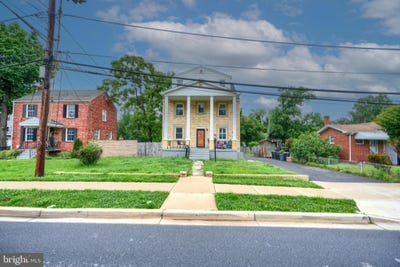 /international/us/4770-towne-park-road-suitland-md-110100334601/