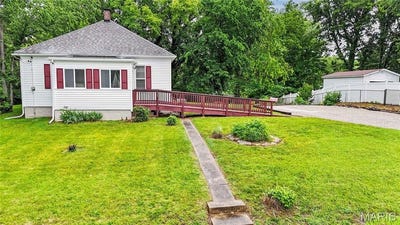 /international/us/325-garesche-street-collinsville-il-110108151416/