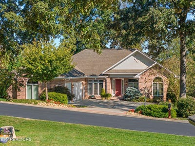 /international/us/404-catoosa-lane-loudon-tn-110120749074/
