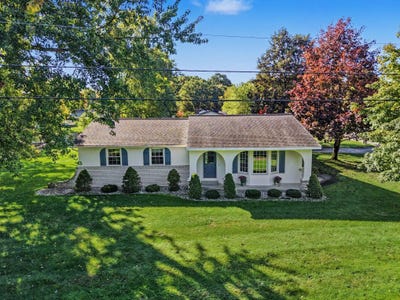 /international/us/16370-pinewood-avenue-spring-lake-mi-110120410792/