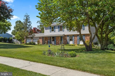 /international/us/914-sage-road-west-chester-pa-110108541465/