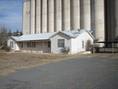 /international/us/777-loop-403-farwell-tx-110101242433/