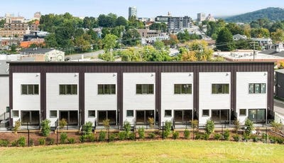 /international/us/3-lee-garden-lane-asheville-nc-110104107057/