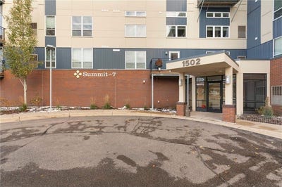 /international/us/1502-5th-street-n-hopkins-mn-110107821903/