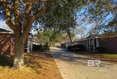 /international/us/1616-1-2-n-cedar-street-foley-al-110107711795/