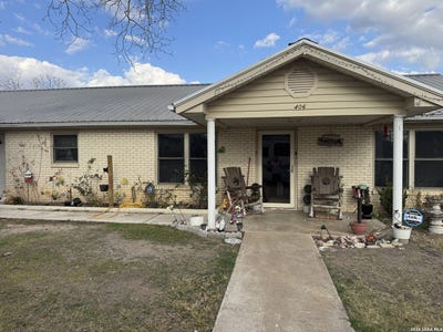 /international/us/406-goliad-runge-tx-110106722960/