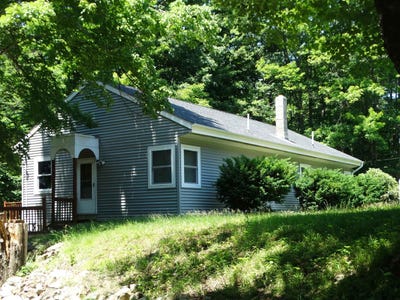 /international/us/523-chesterfield-road-hinsdale-nh-110109152113/