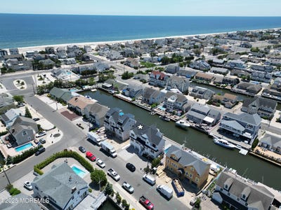 /international/us/309-bay-lane-mantoloking-nj-110096761024/