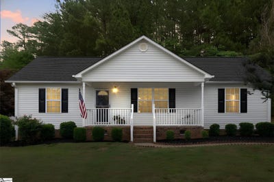 /international/us/141-brookwood-creek-drive-landrum-sc-110107991403/
