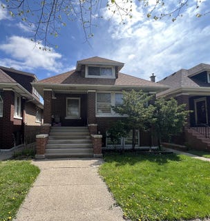 /international/us/1929-cuyler-avenue-berwyn-il-110108493422/