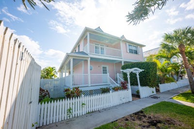 /international/us/25-kingfisher-lane-key-west-fl-110106552558/