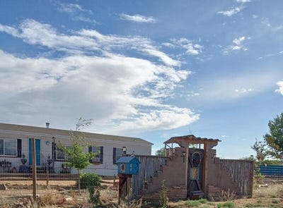/international/us/585-angel-road-corrales-nm-110107440062/
