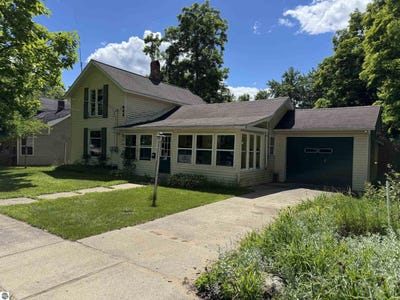 /international/us/225-n-hayes-street-farwell-mi-110109002633/?lang=th