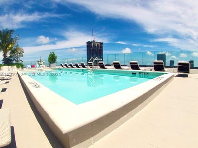 /international/us/45-sw-9th-st-miami-fl-110120042498/