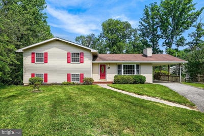/international/us/304-pine-circle-severna-park-md-110108965294/