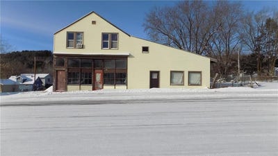/international/us/913-gary-street-calumet-mn-110104995499/