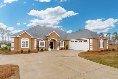 /international/us/73-bay-drive-broxton-ga-110105958451/