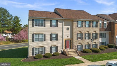 /international/us/1401-key-parkway-frederick-md-110108395592/