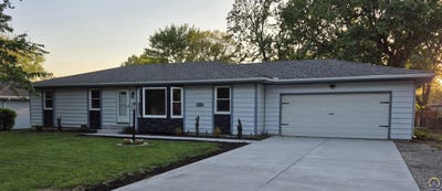 /international/us/3213-se-burton-st-topeka-ks-110107480932/
