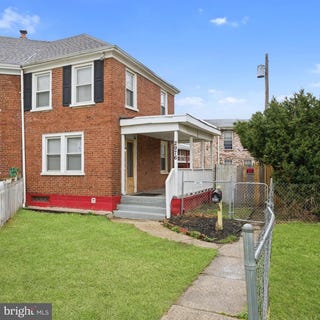 /international/us/2976-n-congress-road-camden-nj-110106761717/