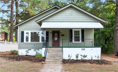 /international/us/726-w-m-street-erwin-nc-110100777245/
