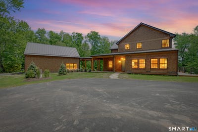 /international/us/158-w-quasset-road-woodstock-ct-110108499483/