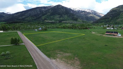/international/us/100-strawberry-creek-private-road-bedford-wy-110091329198/?lang=zh-cn