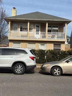 /international/us/167-w-chester-street-long-beach-ny-110105331853/