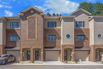 /international/us/234-hugh-shelton-loop-fayetteville-nc-110102761939/