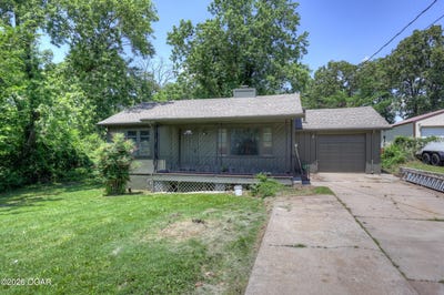 /international/us/305-e-39th-street-joplin-mo-110108506607/