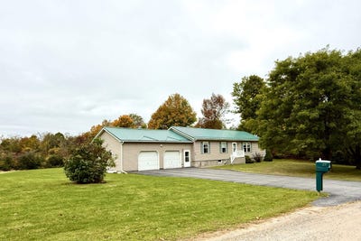 /international/us/29-bristol-rd-gouverneur-ny-110110371979/