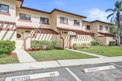 /international/us/4732-nw-90th-avenue-sunrise-fl-110106457373/