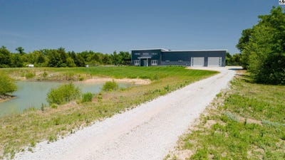 /international/us/3400-n-buhler-rd-buhler-ks-110102883745/