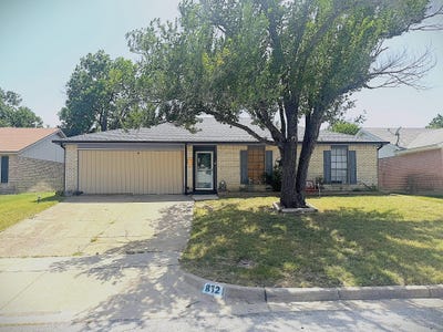 /international/us/812-reveille-road-fort-worth-tx-110110366052/